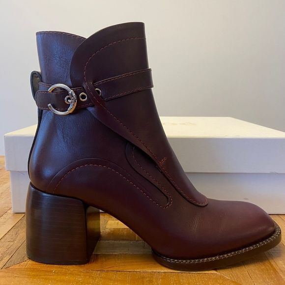 Chloé Gaile Burgundy Harness Leather Ankle Boots - Picture 7 of 16